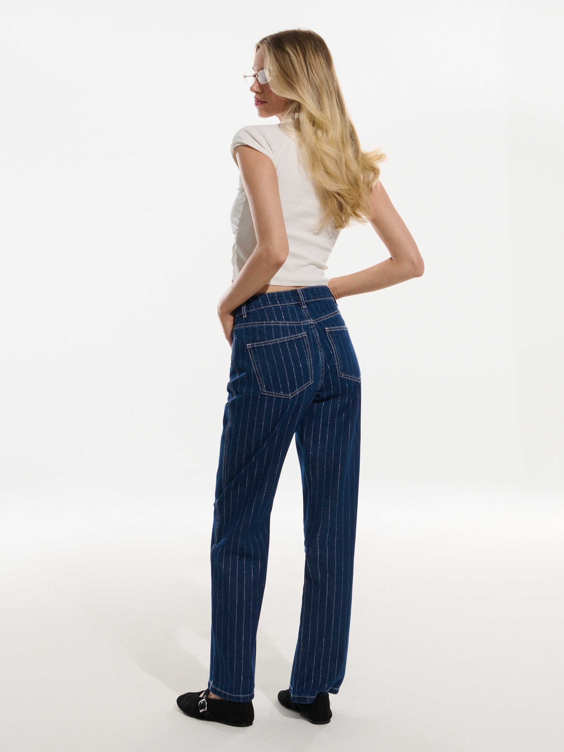 Jeansy wide leg high waist z metalizowanymi paskami