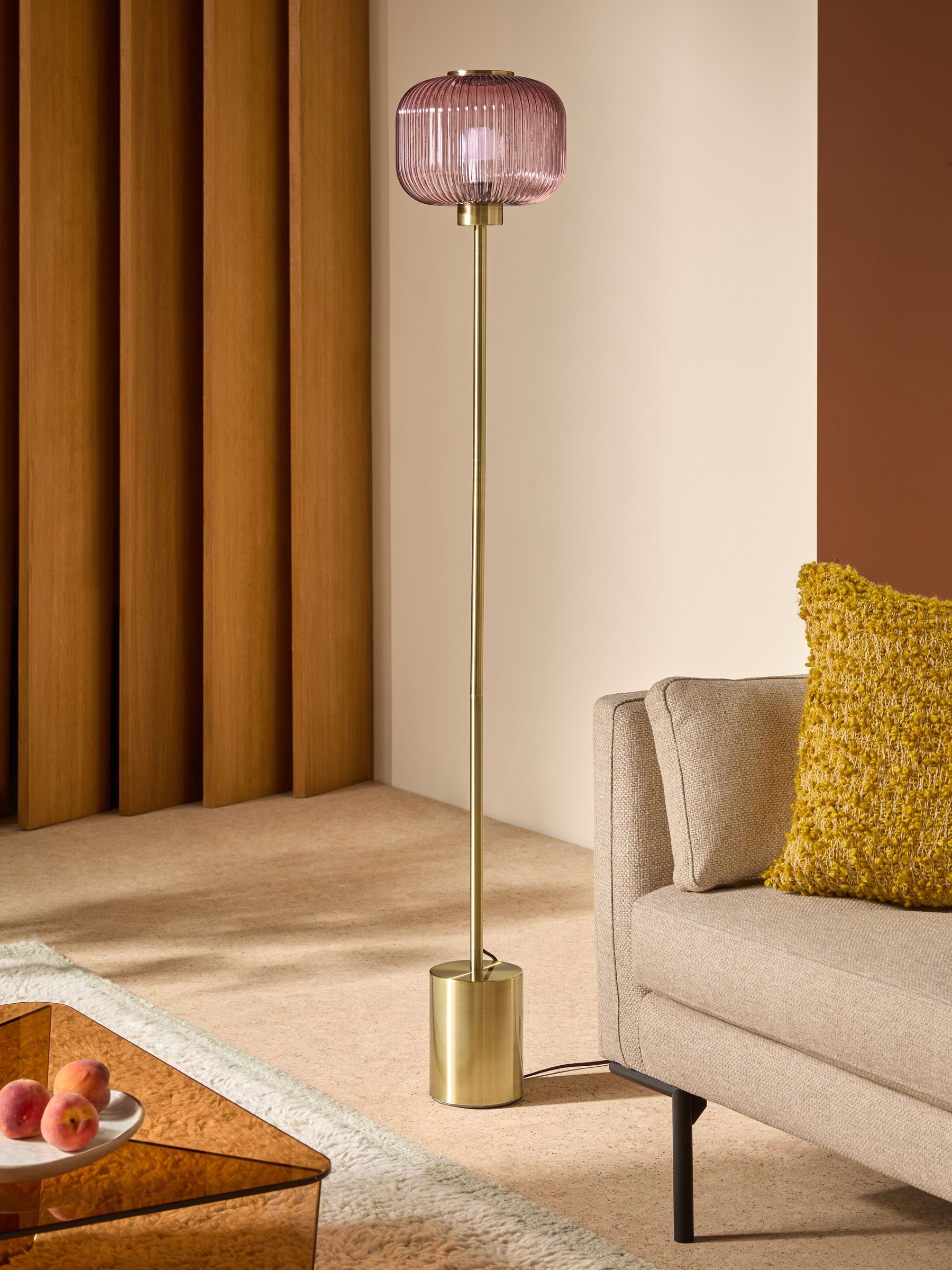 Briz Floor Lamp in Pink