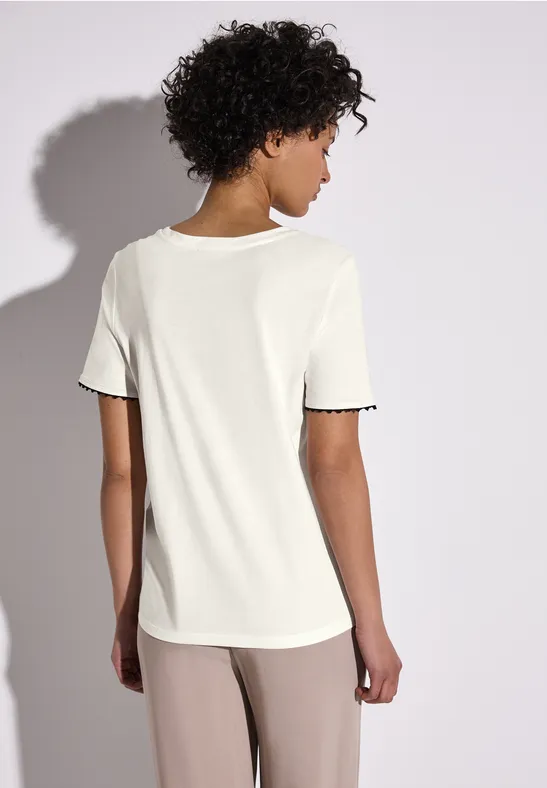 Basic Shirt mit Deko-Tape