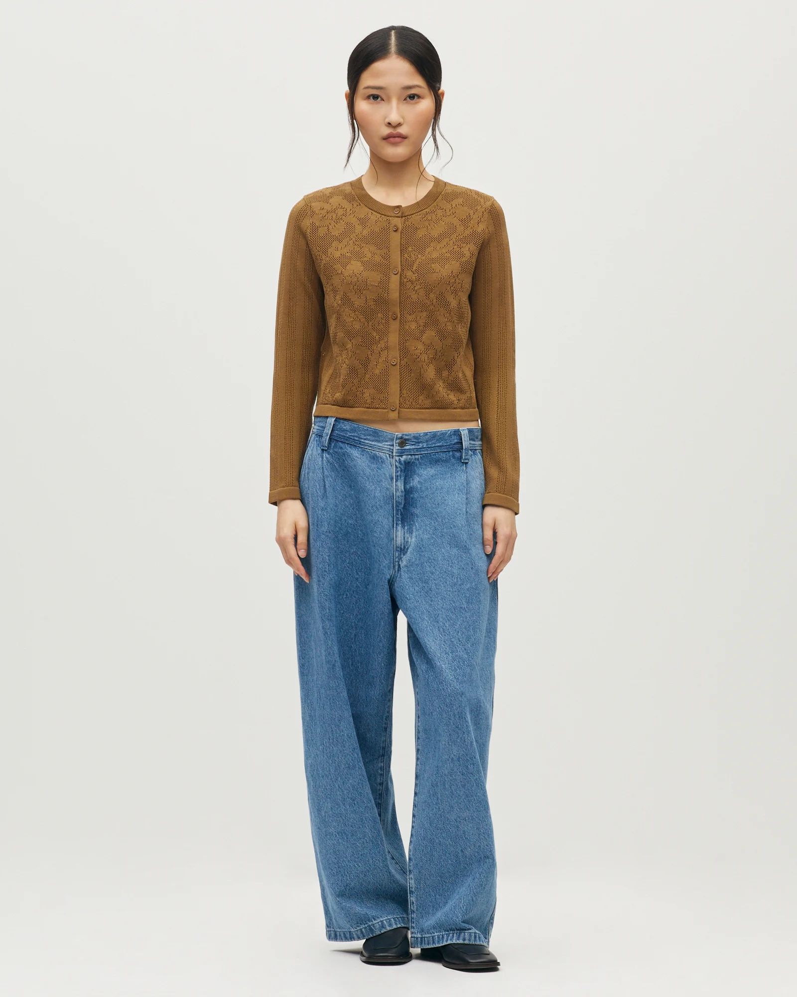 Cardigan court en coton crochet