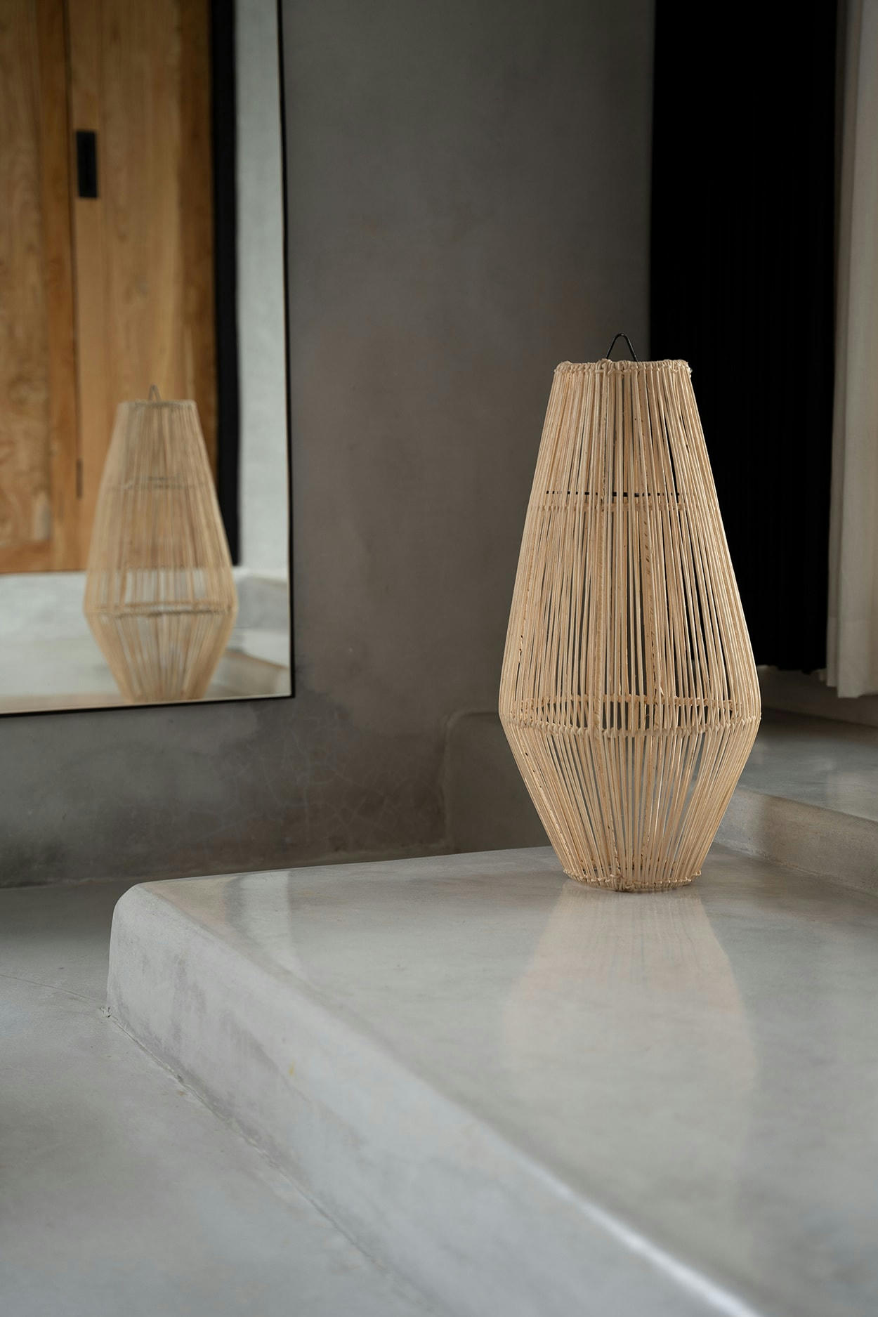 AFRODISIAC - Abat-jour en rotin naturel