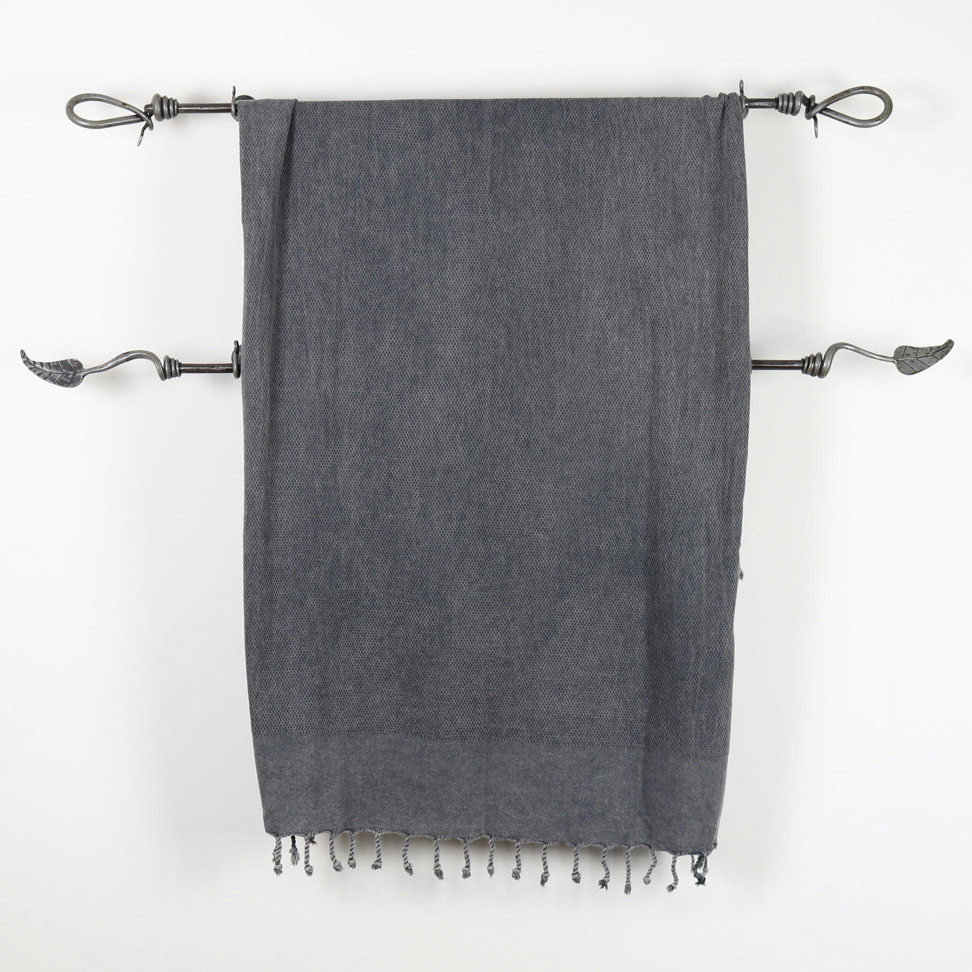- Fouta vintage 100% coton avec franges noire 95x170cm