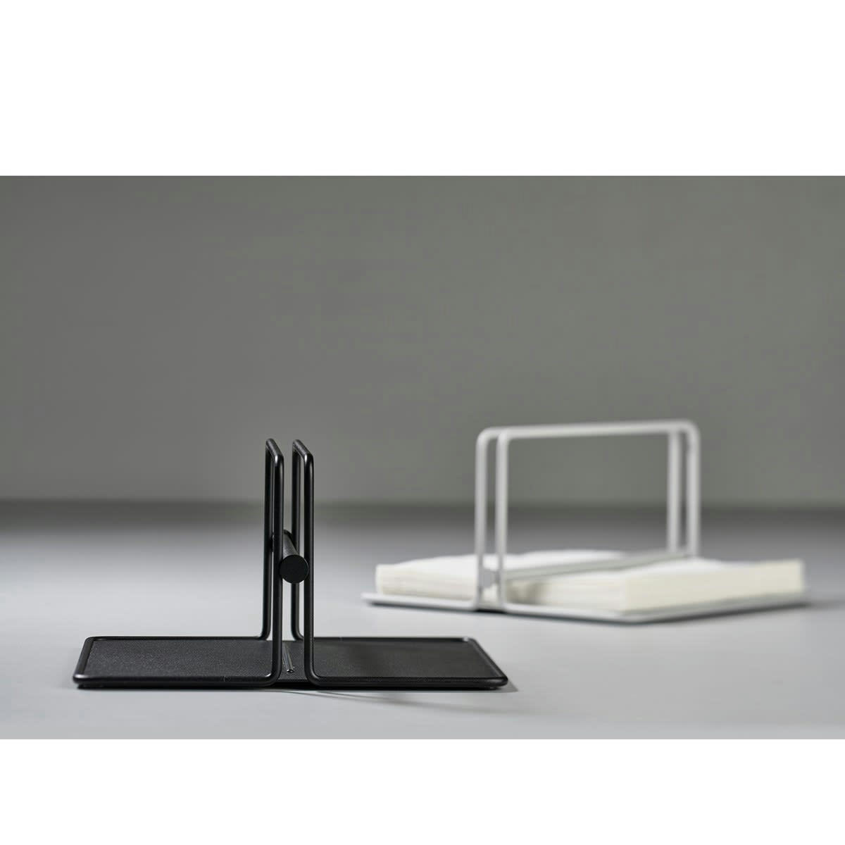 SINGLES - Porte-serviette en Fer Noir