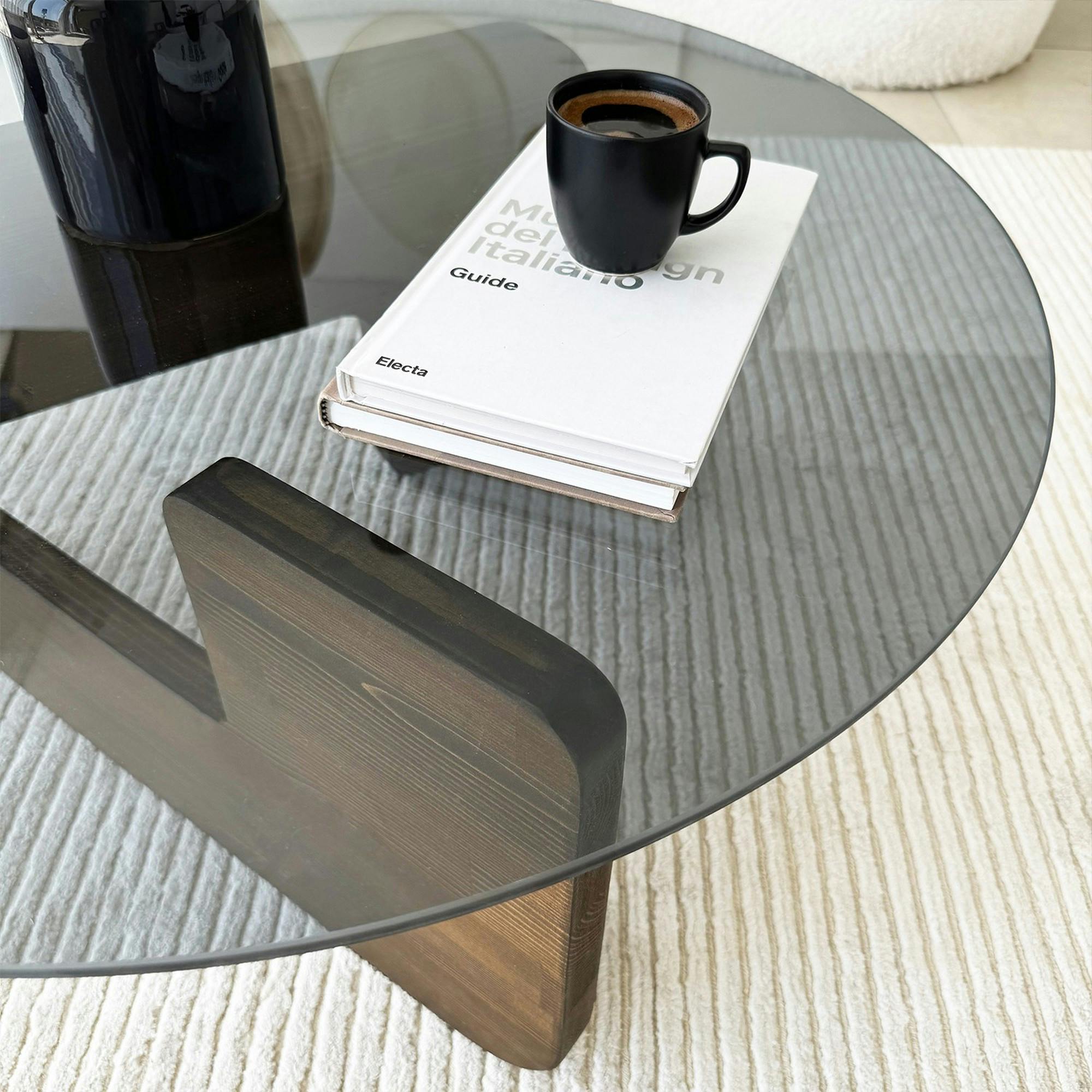 Table basse design en verre fumé - pied bois brun ANZIO