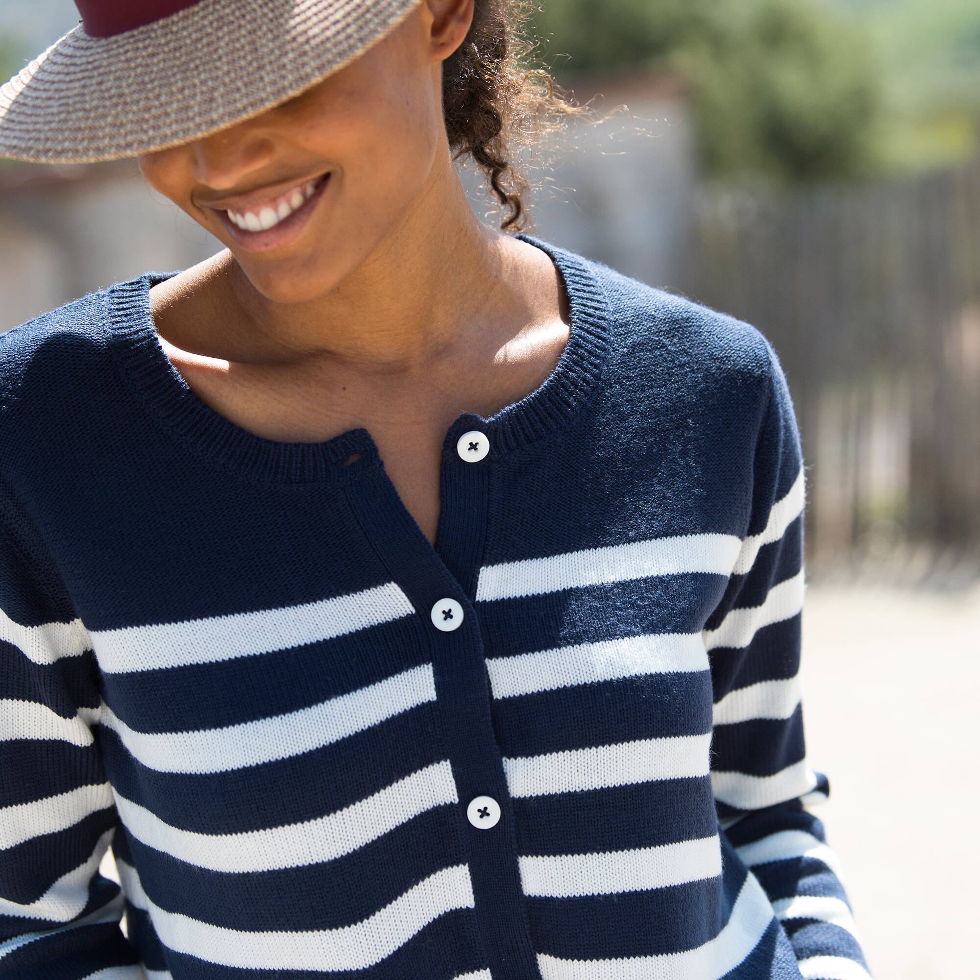 Cardigan rayé boutonné