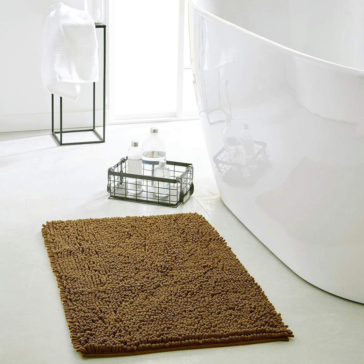 ESSENTIAL - Tapis de bain mèche uni en Polyester Bronze 50x80 cm