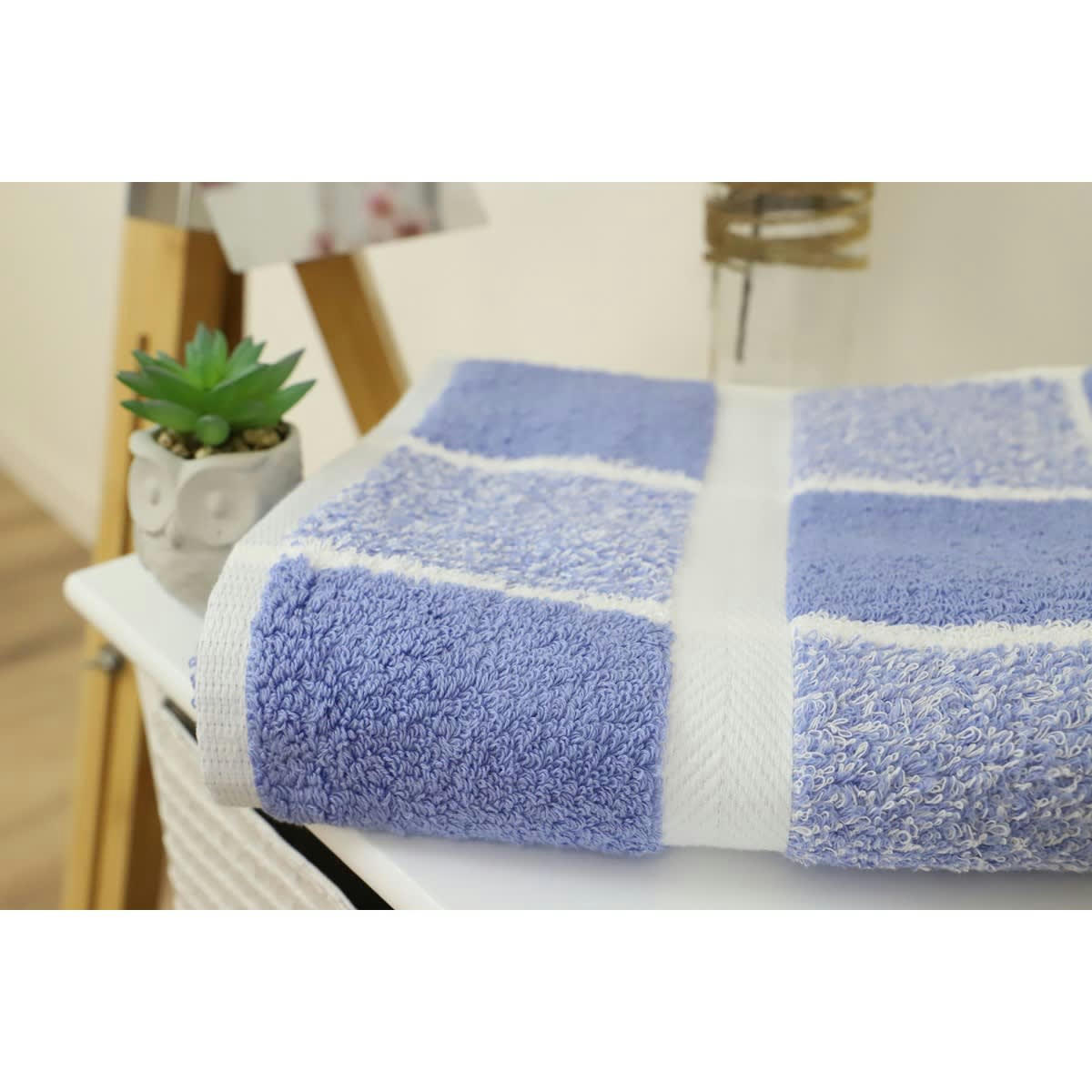 - Drap de douche éponge à carreaux en coton bleu 70x140 cm