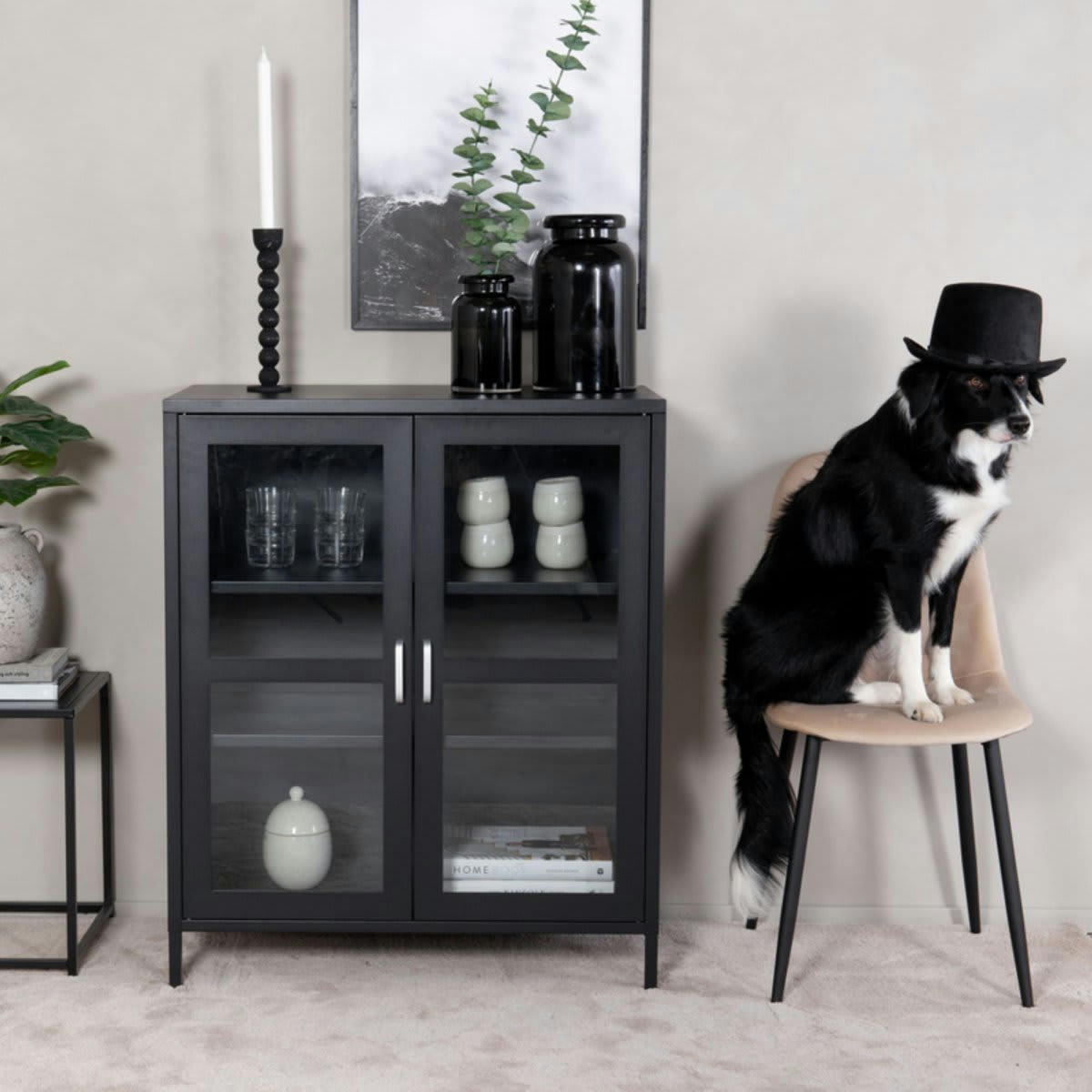 ALTEA - Buffet moderne avec portes vitrées en métal noir