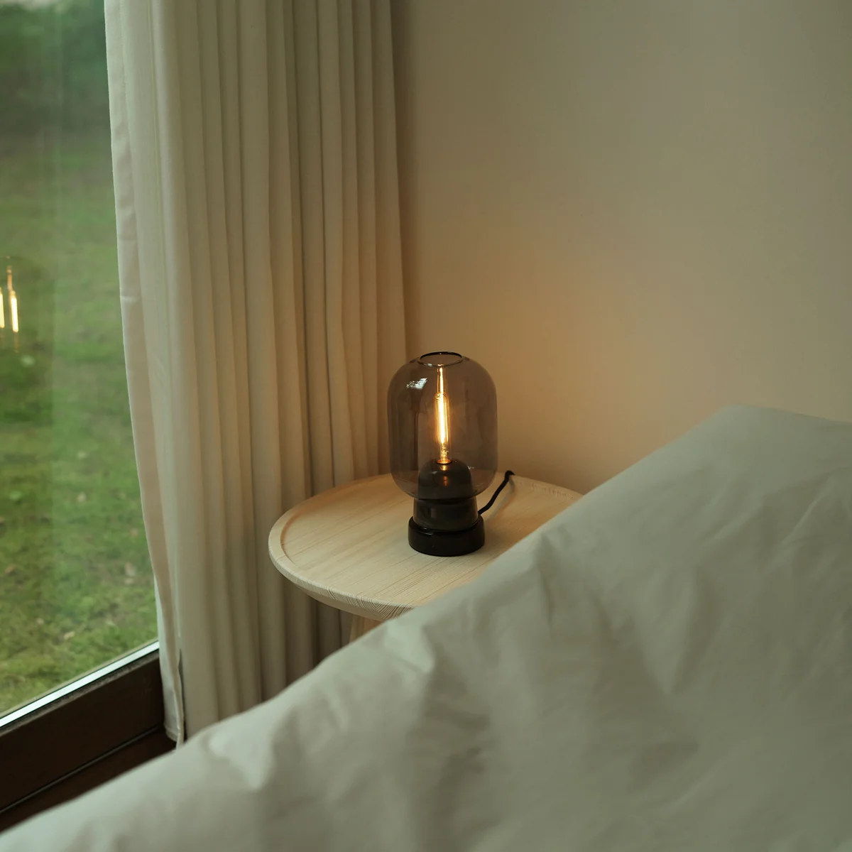 Normann Copenhagen - Amp Tischleuchte