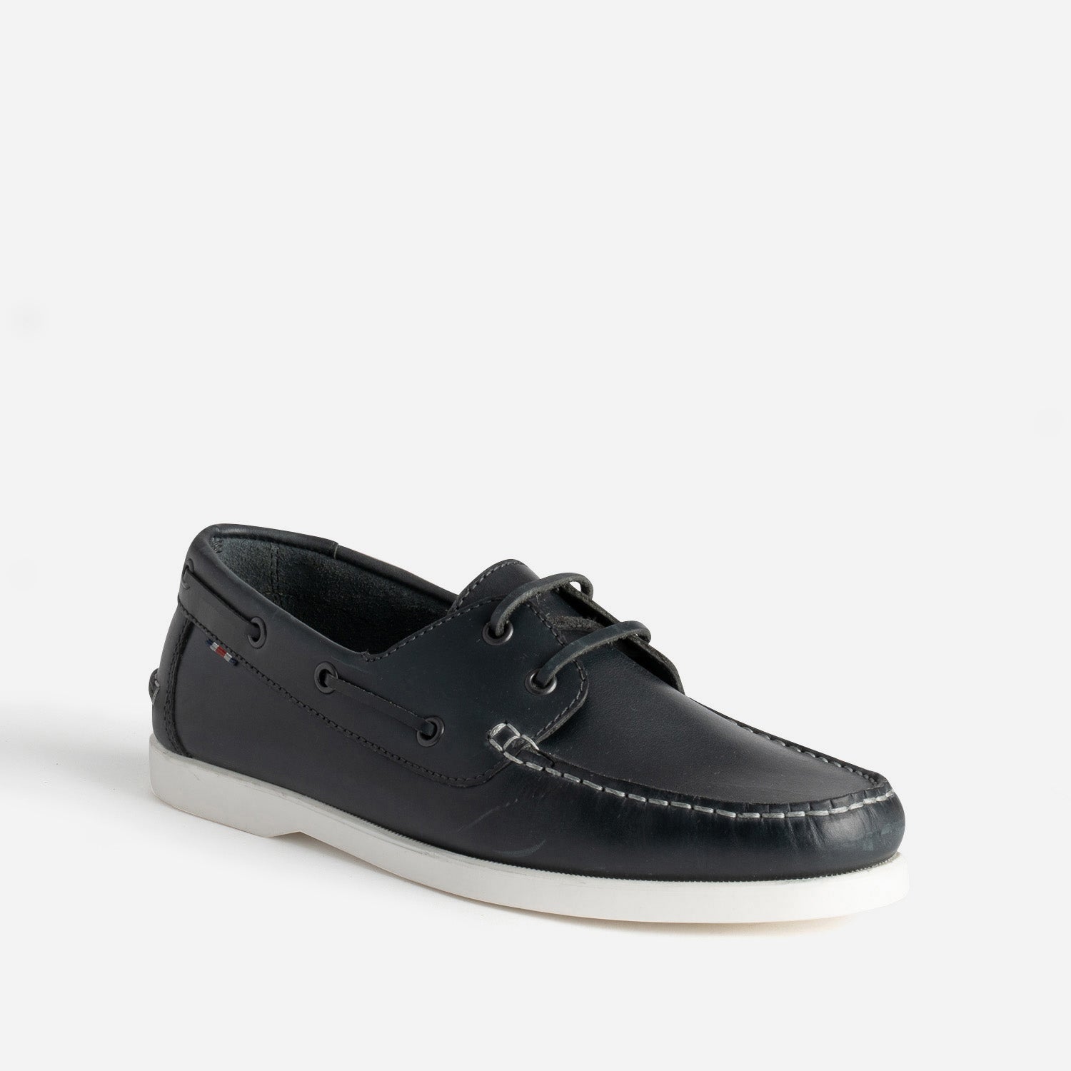 Chaussure-bateau marine en cuir