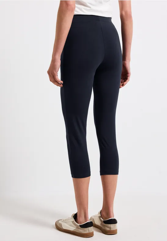 Basic 3/4 Leggings