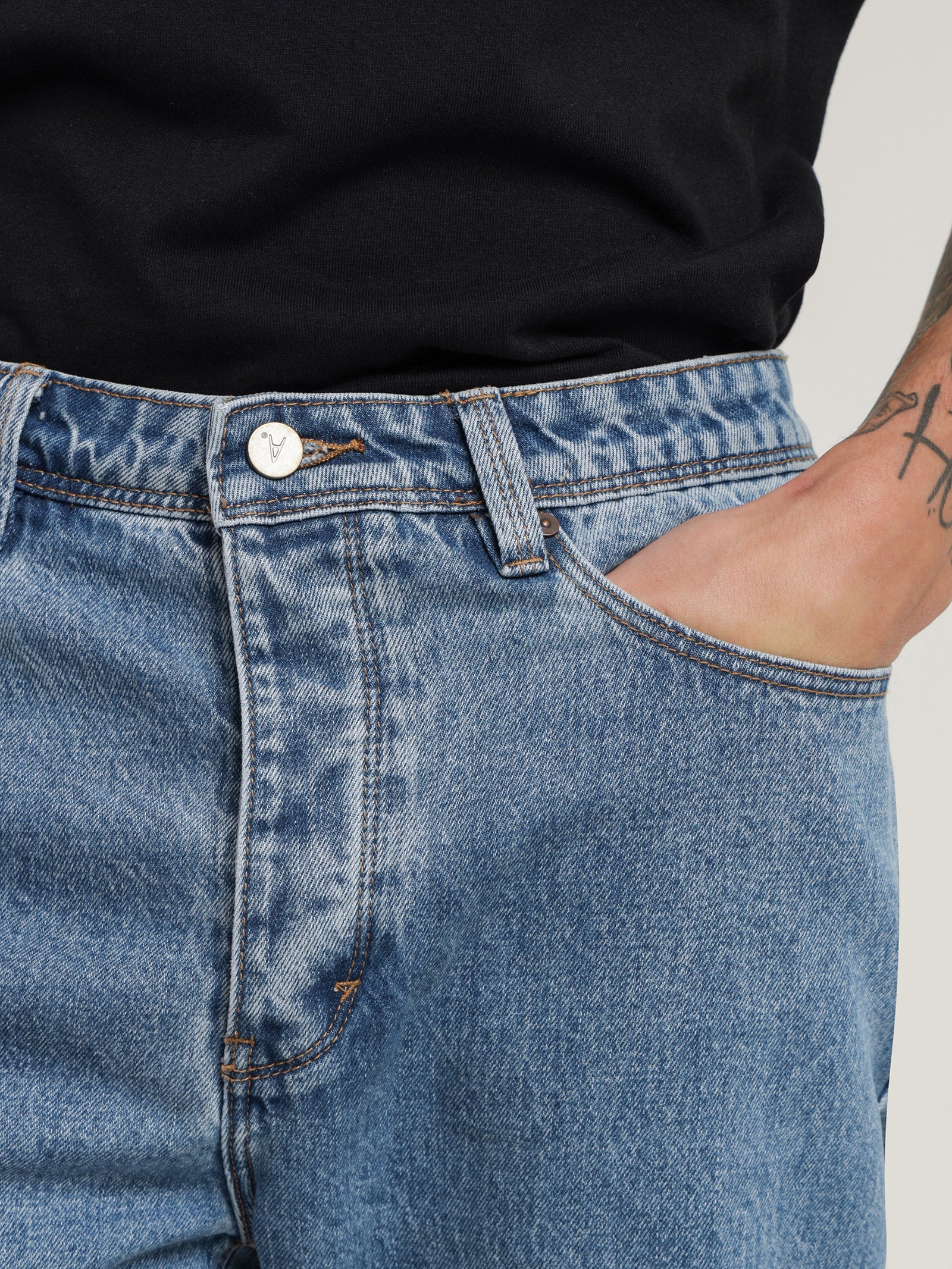 A 90s Relaxed Jeans