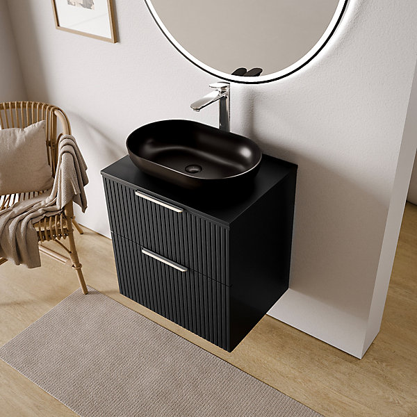 Meuble sous vasque suspendu MDF Noir mat strié 60x46x62cm, Plan lavabo Chêne gris   poignée Chrome - TIM60
