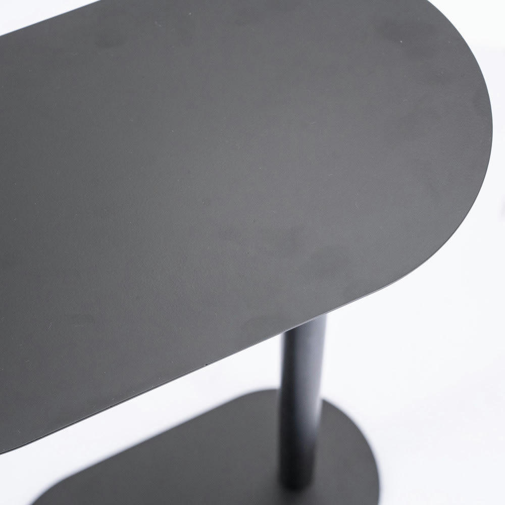 SPOT - Bout de canapé en métal H70cm noir