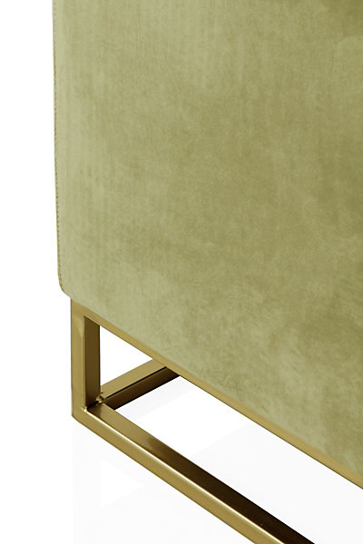 Banc tapissé en tissu velours vert avec base dorée