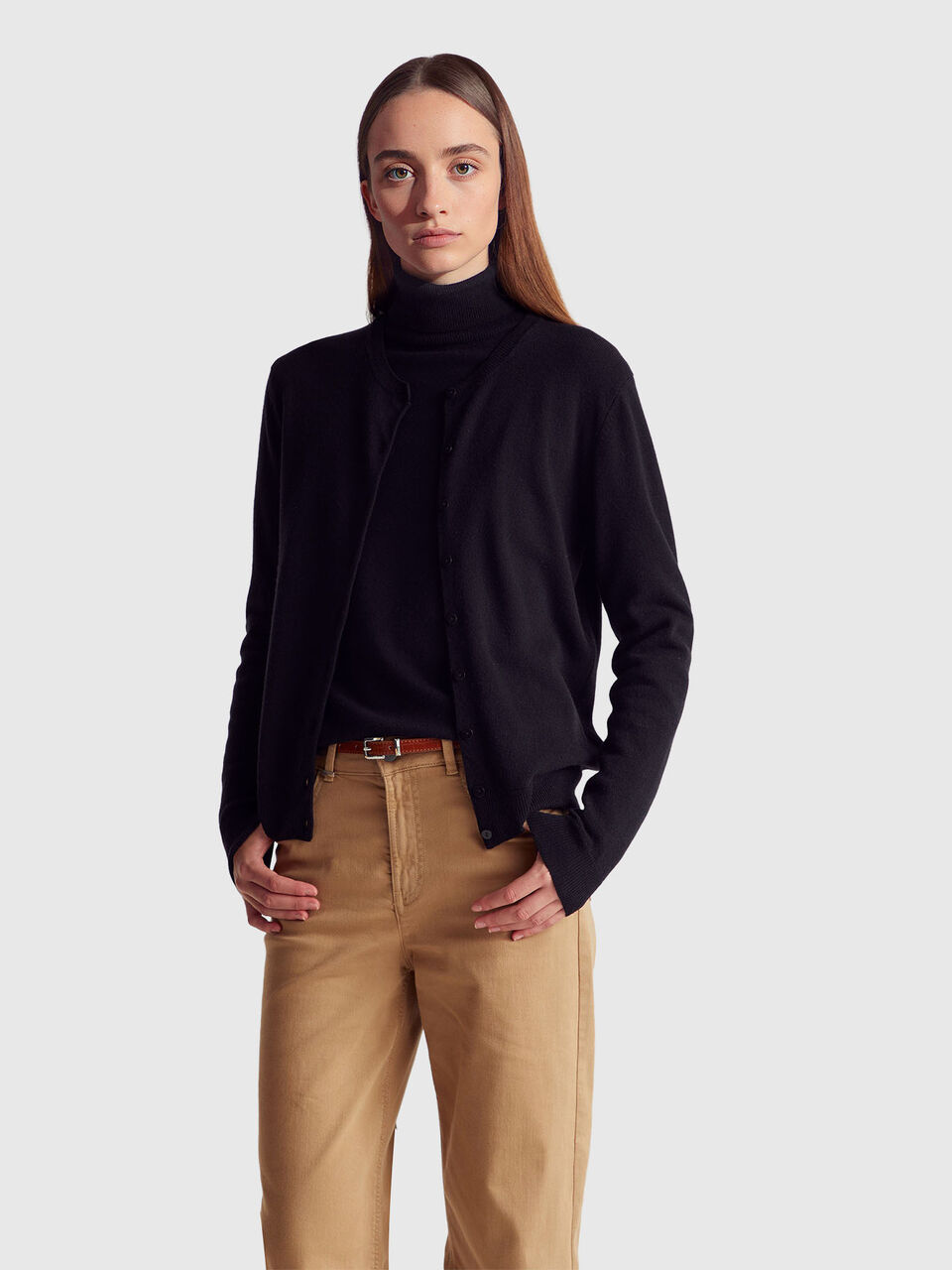 Black crew neck cardigan in pure Merino wool