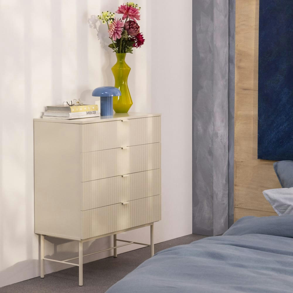 MOLLY - Commode 4 tiroirs en bois et métal L79cm crème