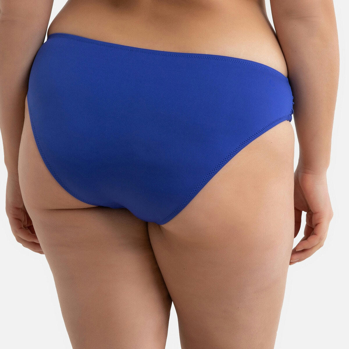 Bas de maillot de bain culotte, détails froncés