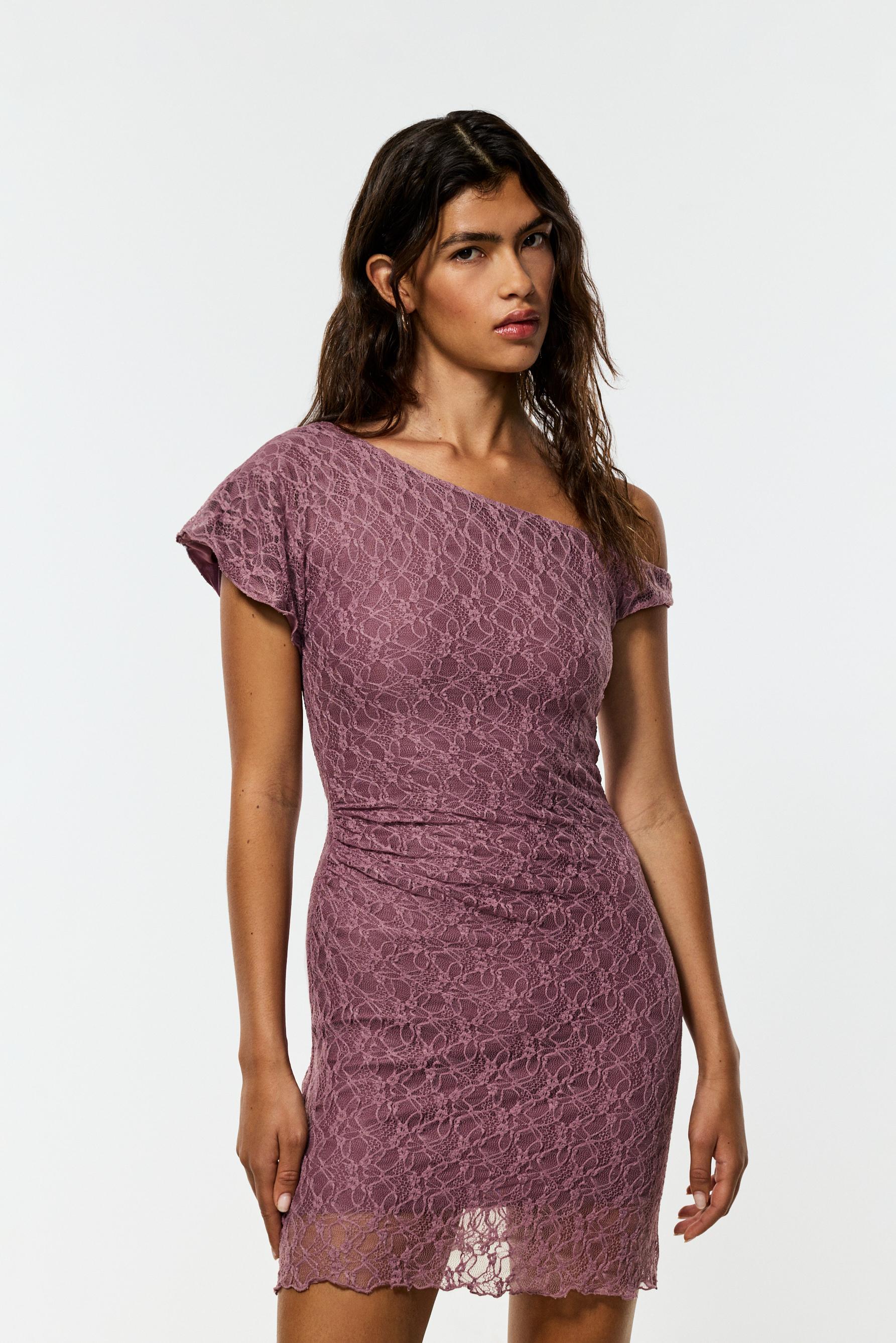 Vestido encaje asimétrico