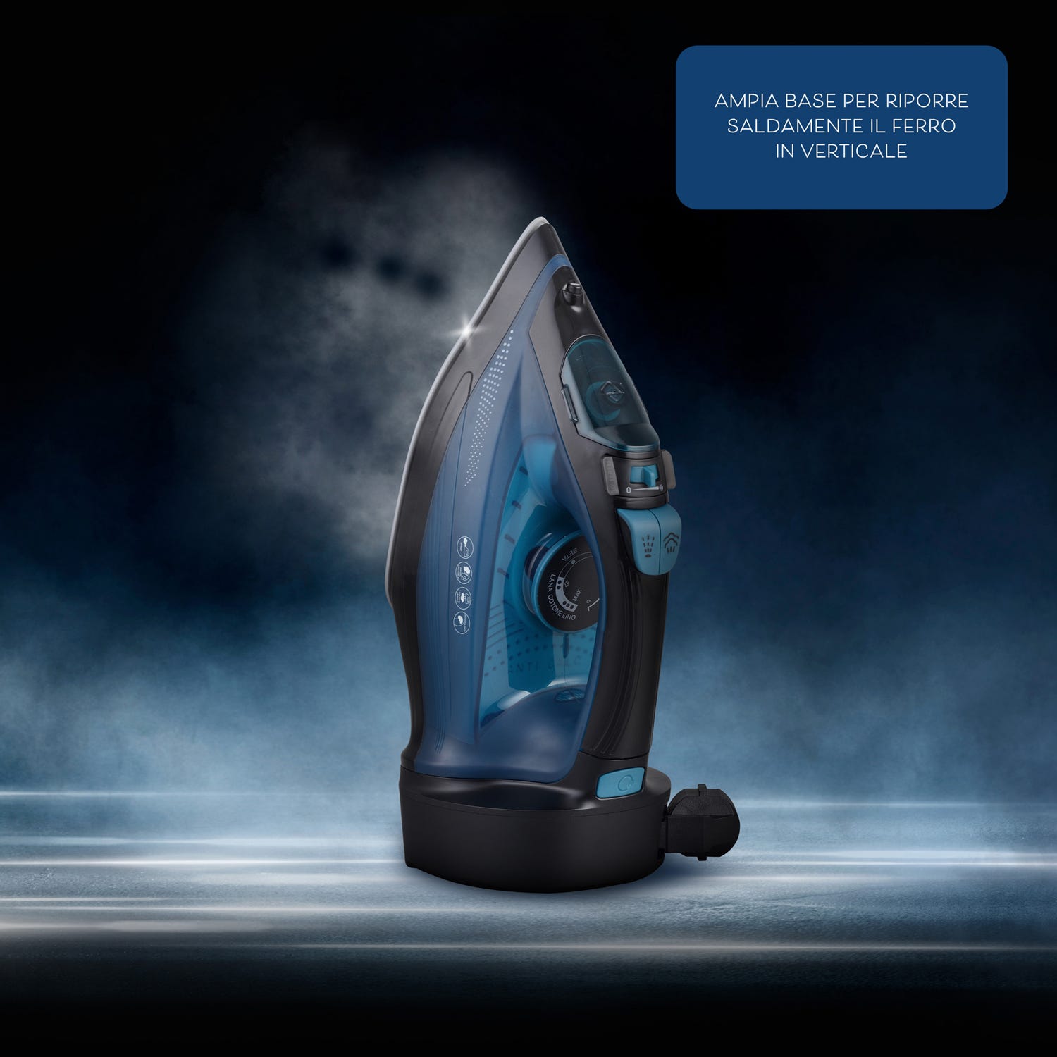 Ferro da stiro con filo retrattile 2200 W