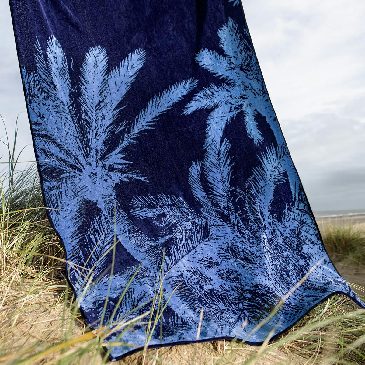 VOYAGE - Drap de plage coton bleu foncé 100x180 cm