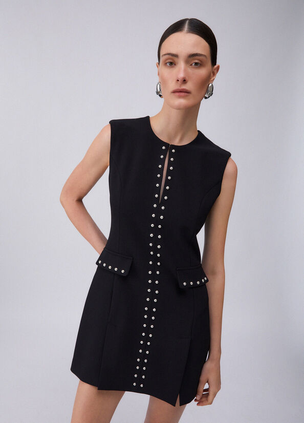 Abito corto con borchie