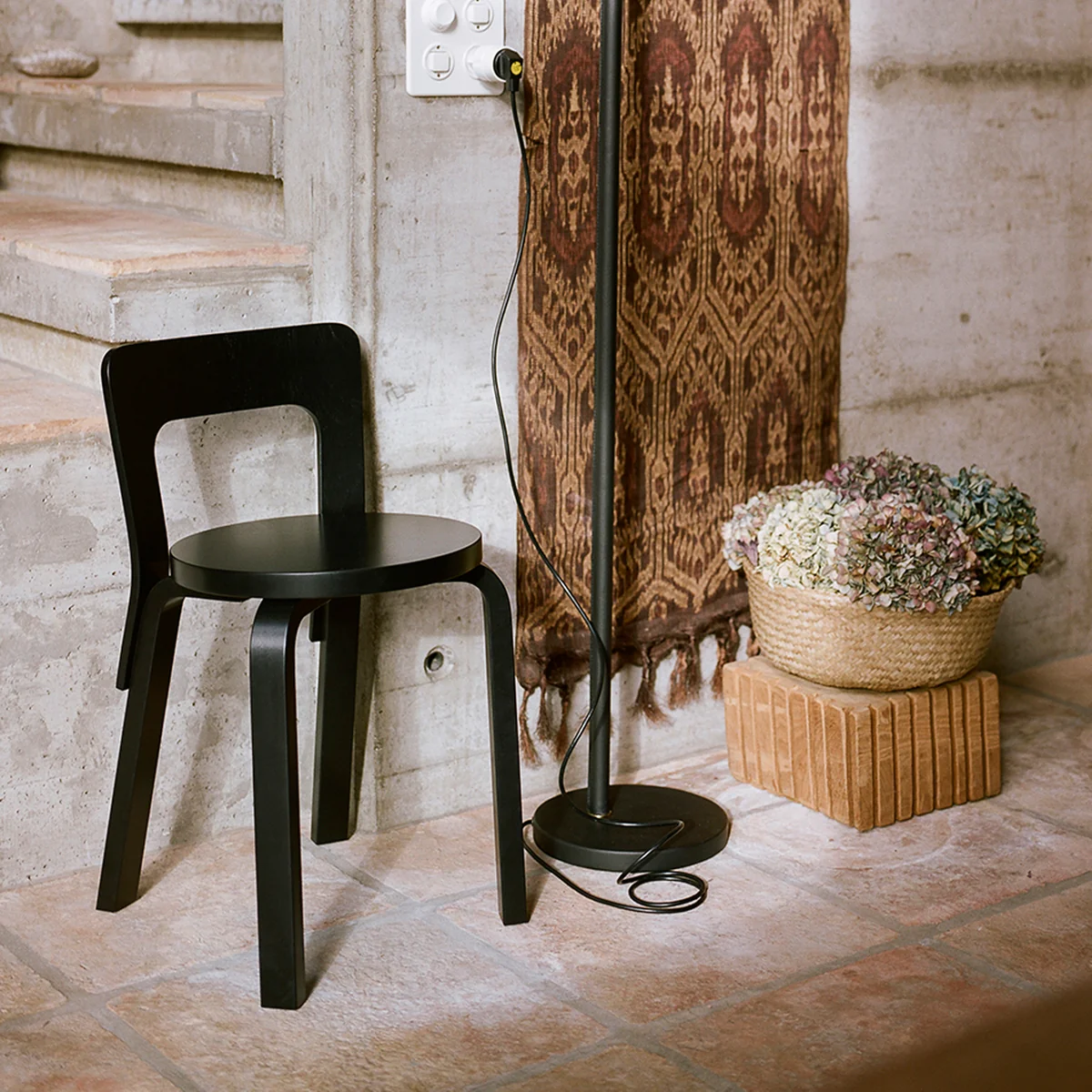Artek - 65 Stuhl, Birke klar lackiert