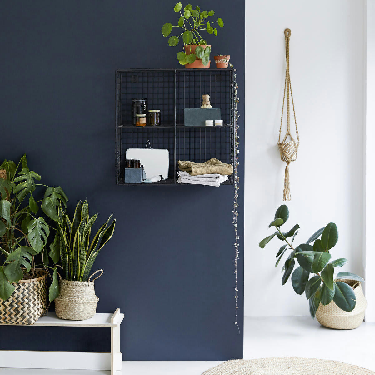 SONA - Etagère de salle de bain en métal