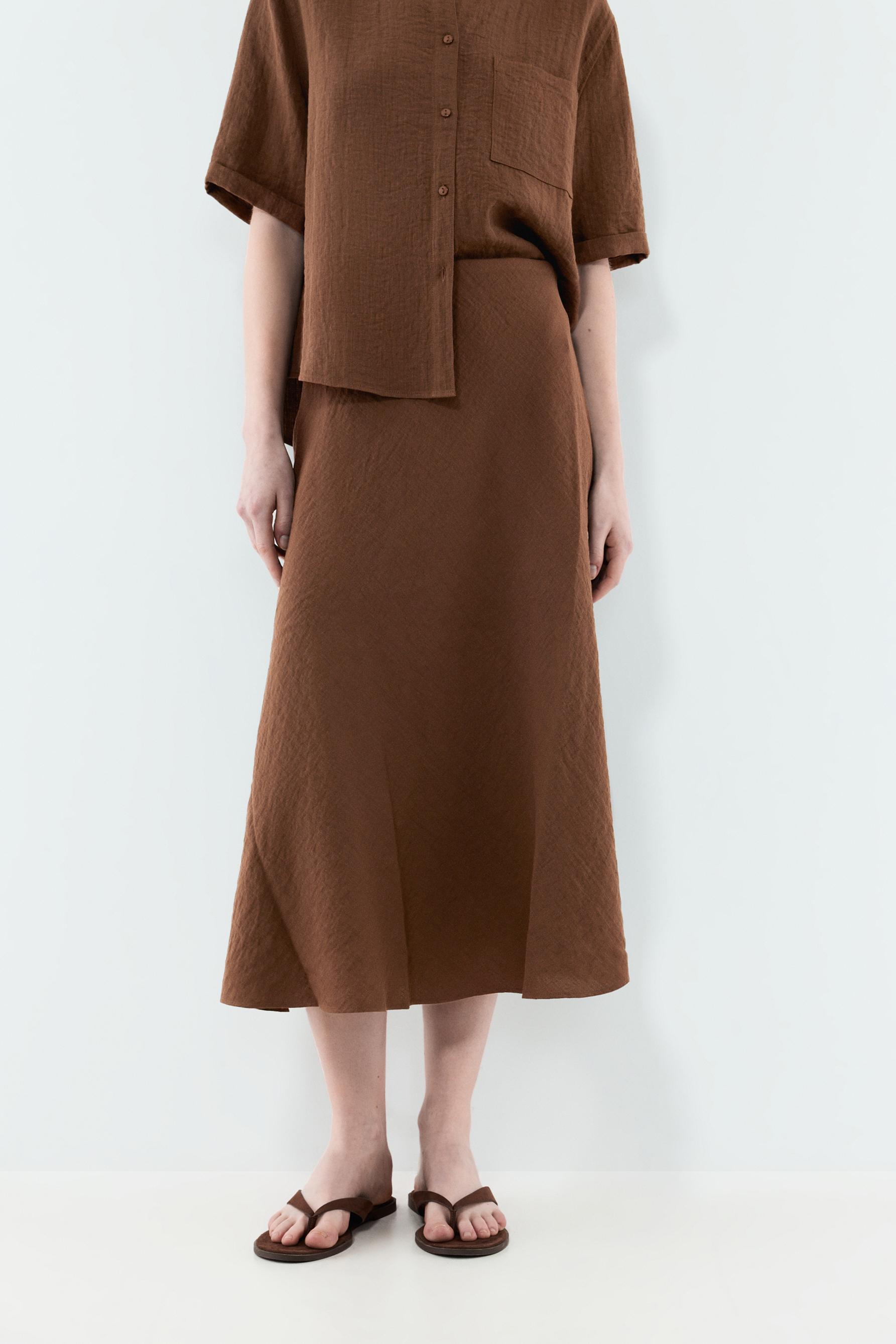 Falda midi textura