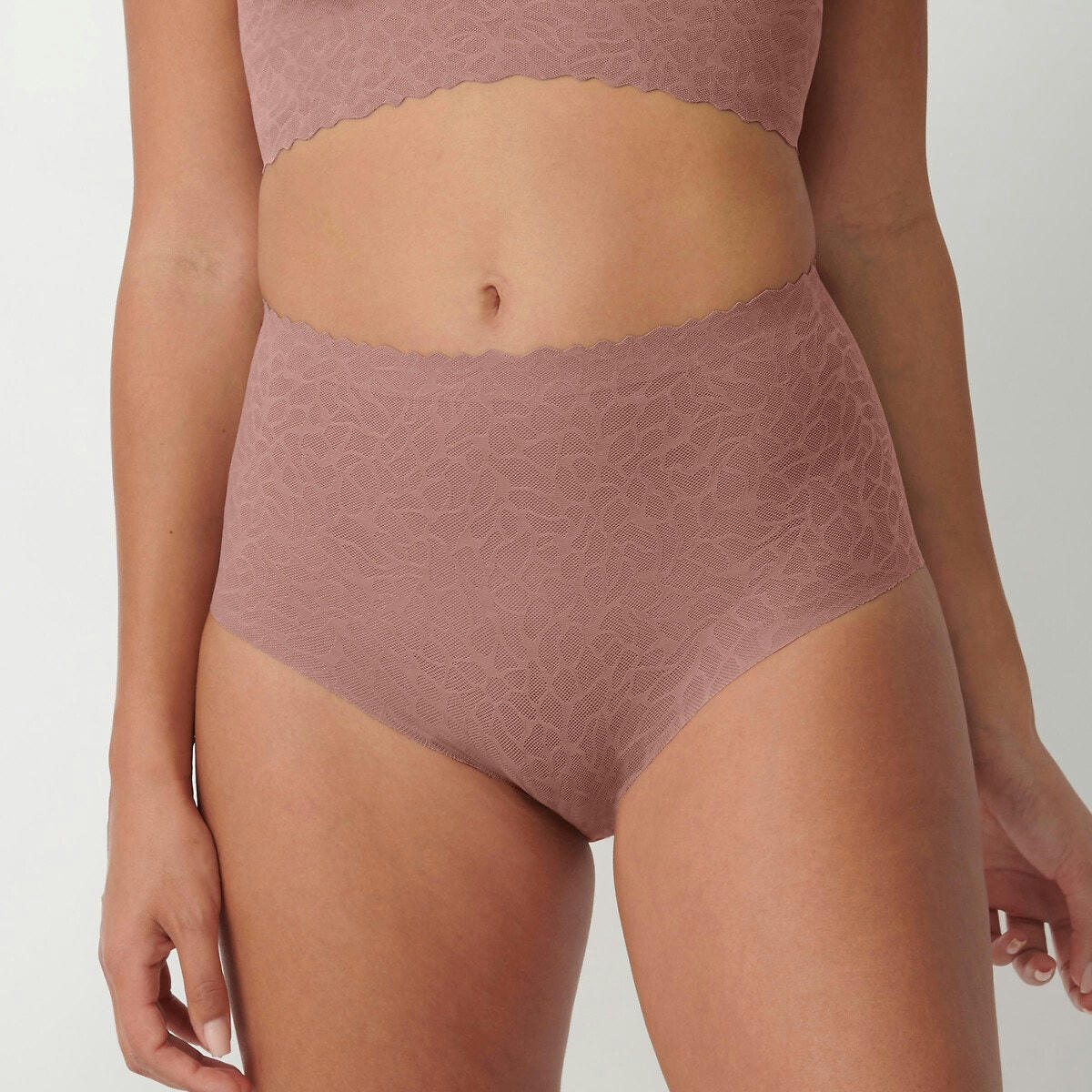 Culotte haute Zero Feel Lace