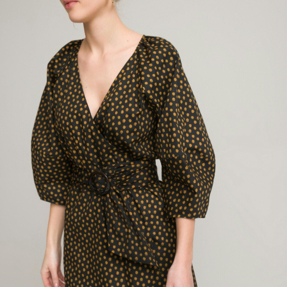 Robe-portefeuille courte manches 3/4 à pois