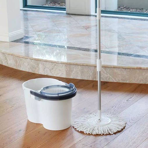 White Magic Turbo Microfibre Spin Mop Hand Press w/ Bucket