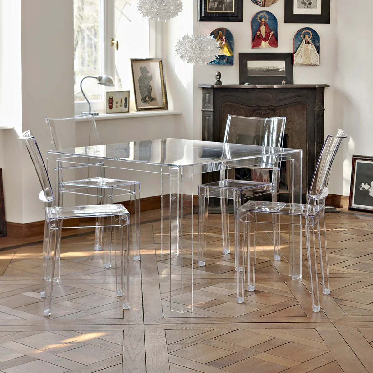 Kartell - Invisible Esstisch, 100 x 100 cm, glasklar