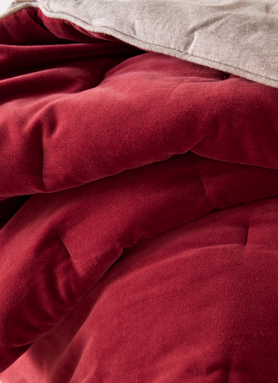 ÉDREDON EN VELOURS DE COTON LIE DE VIN