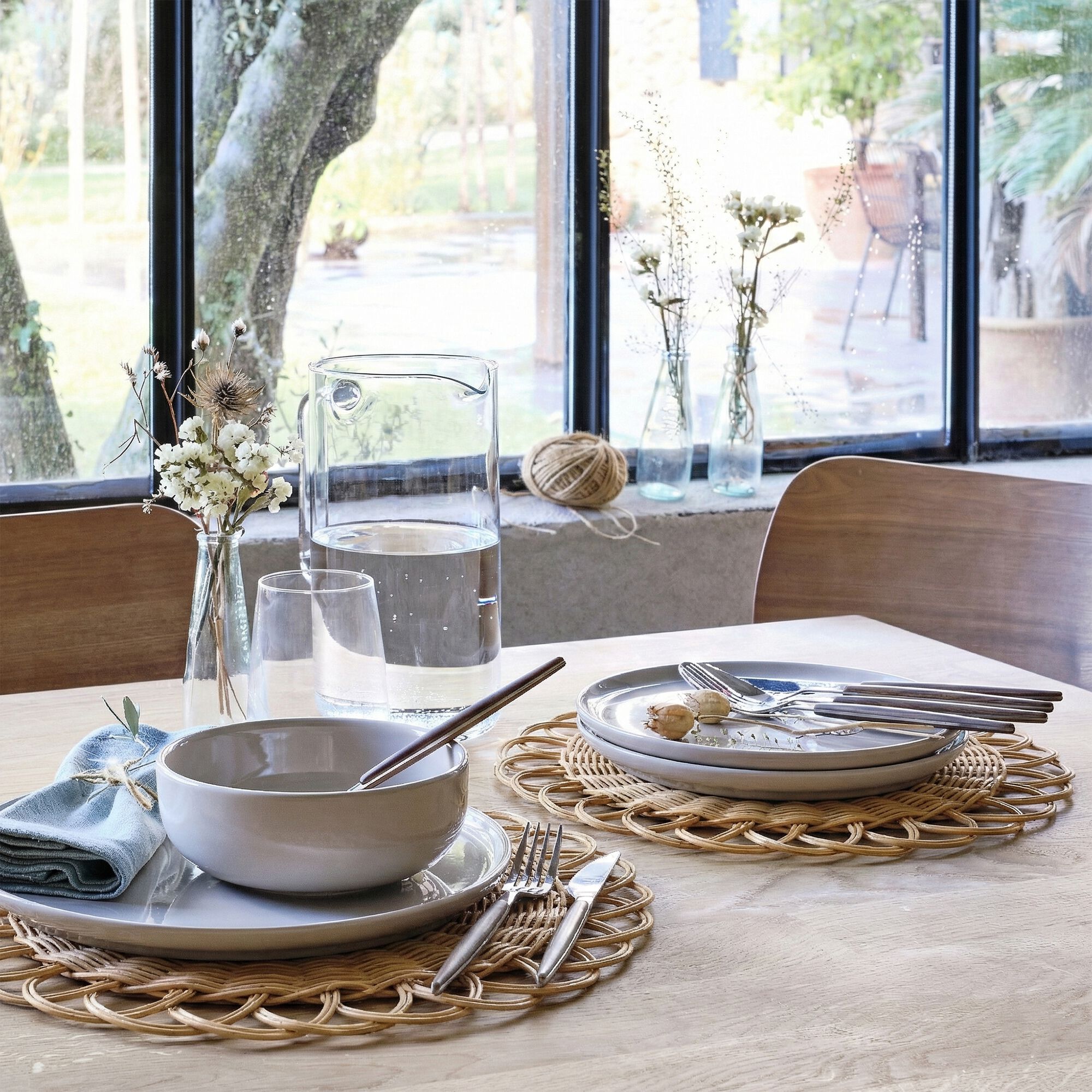 CLECY - Lot de 2 sets de table ronds en rotin D38cm - naturel