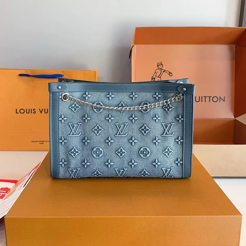Louis Vuitton LV  Tote  bag