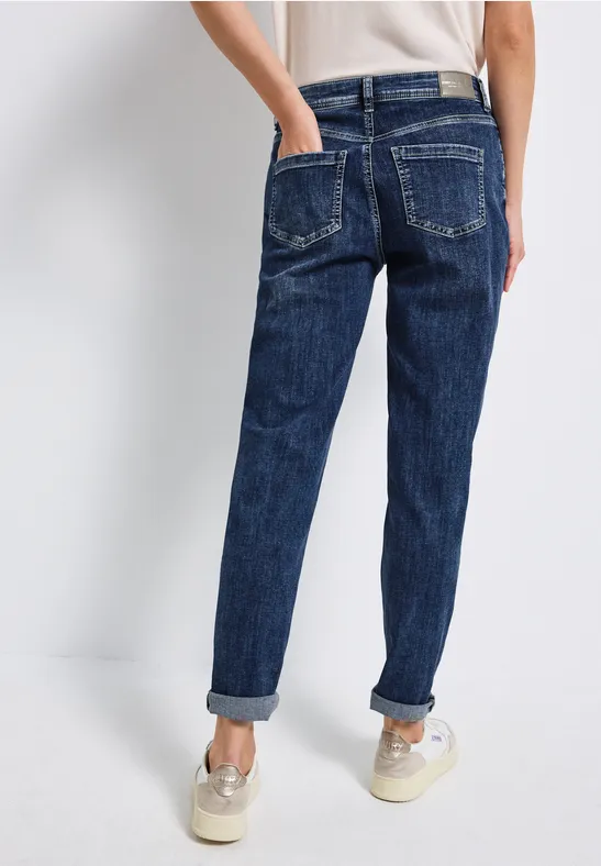 Casual Fit Jeans