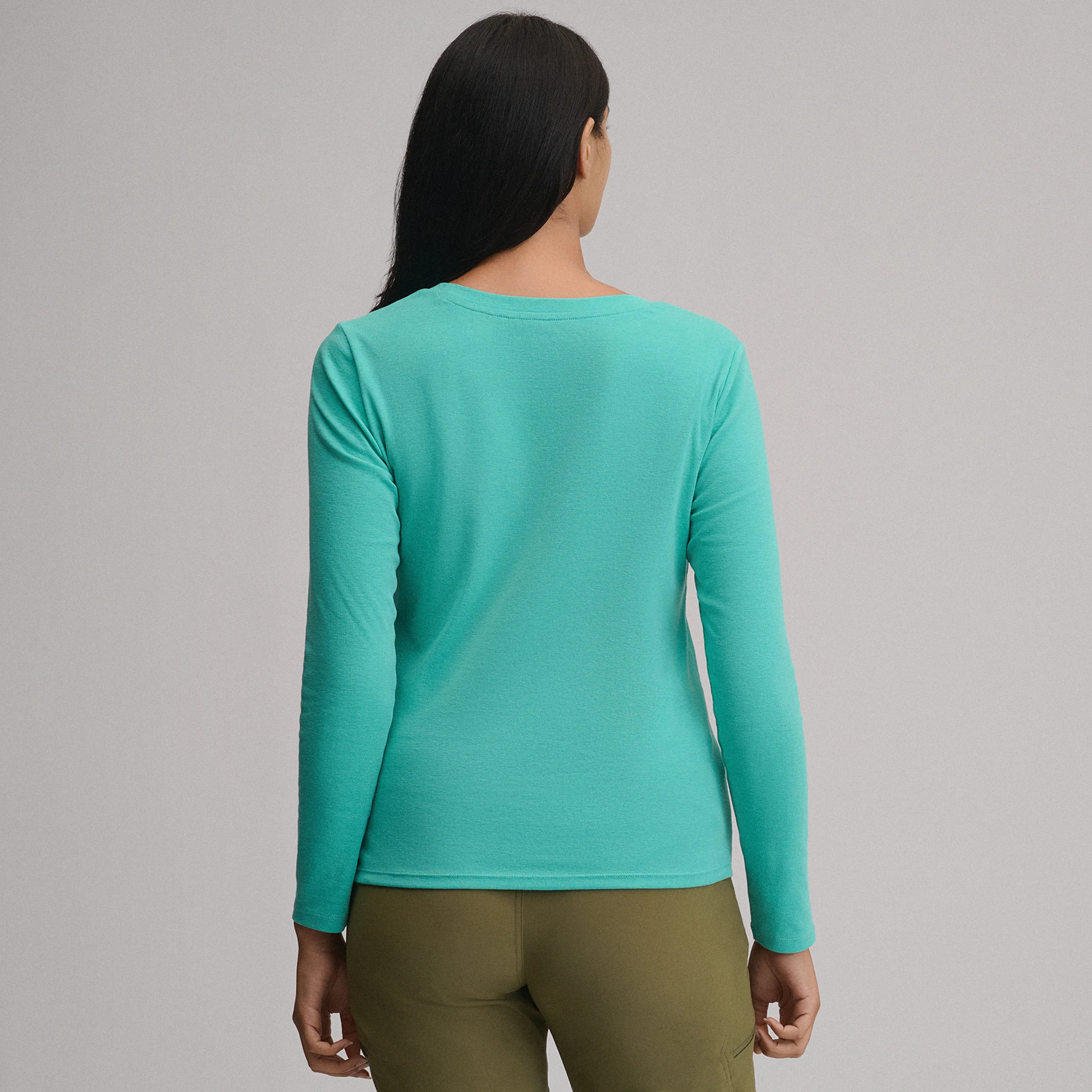 Women's Everyday Long-Sleeve V-Neck T-Shirt
