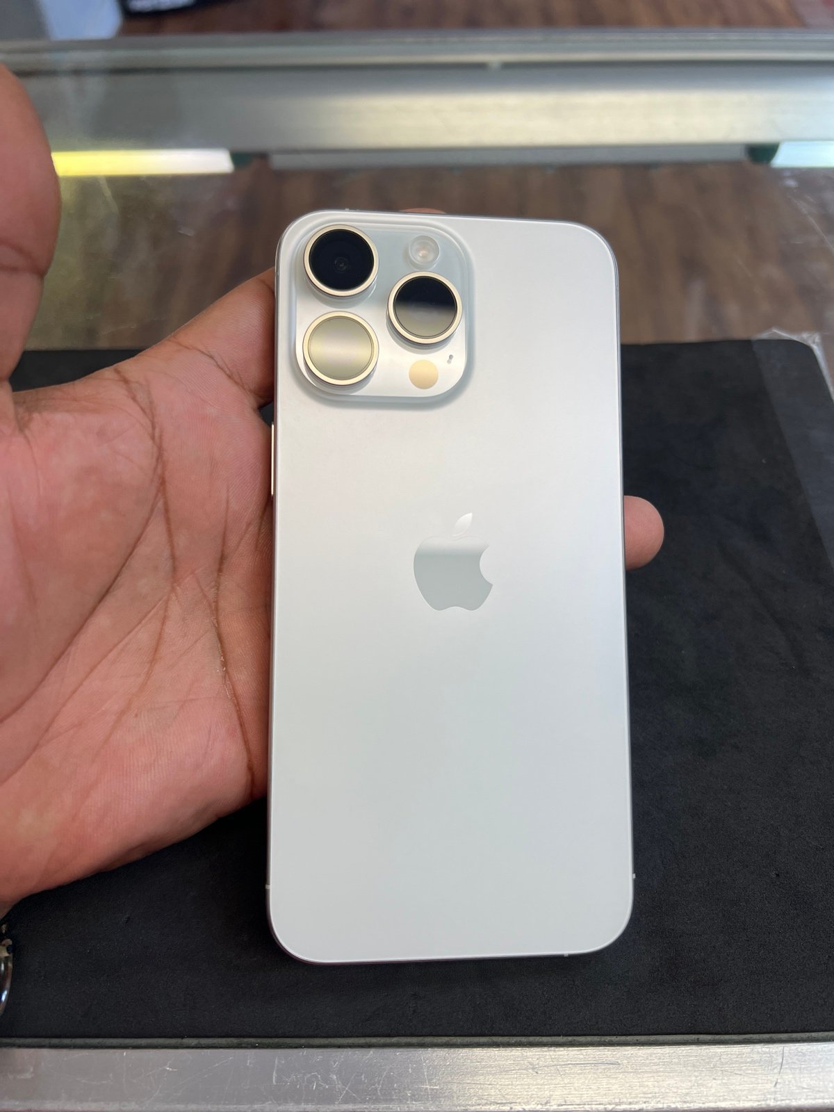 iPhone 15 pro max 512GB midnight white titanium factory unlocked