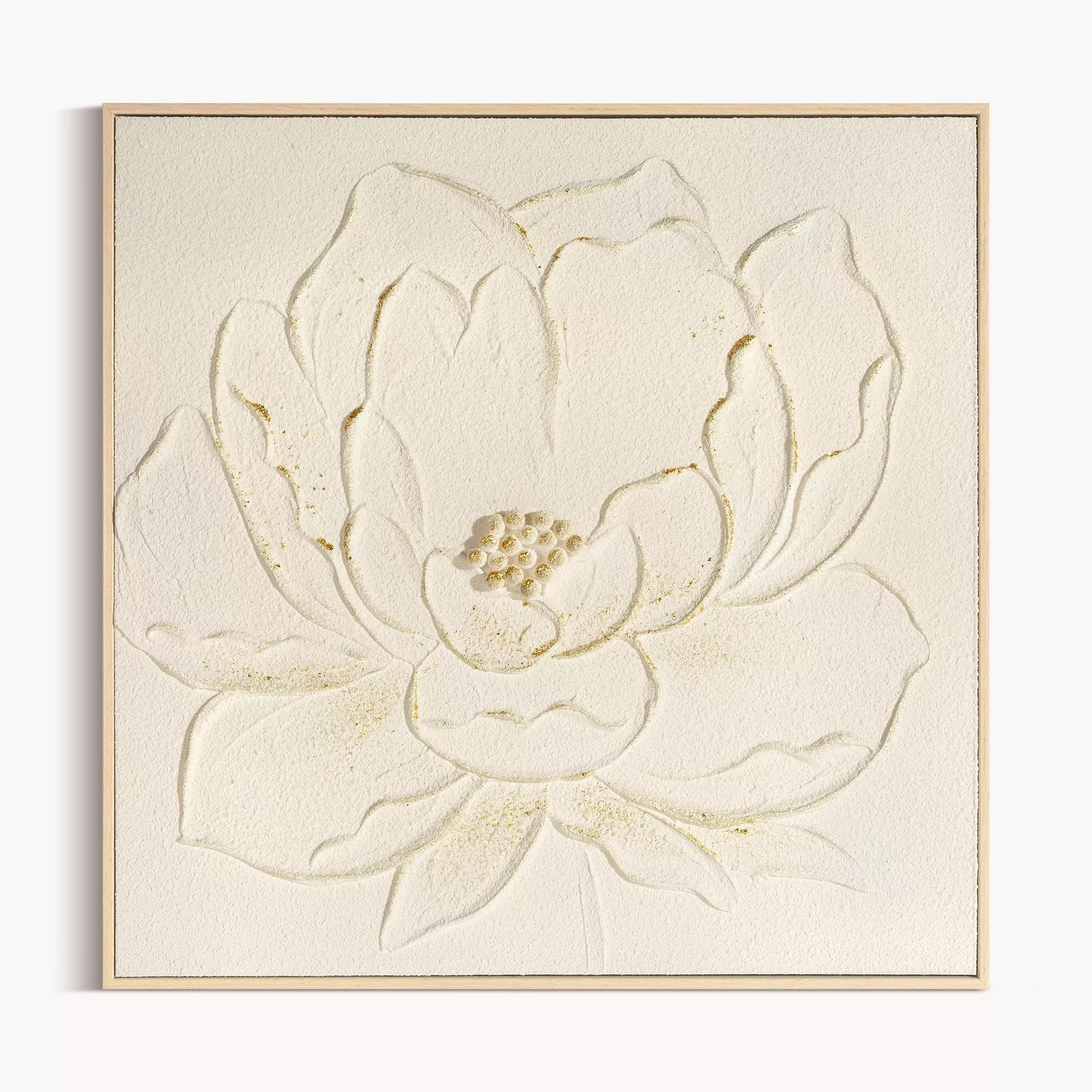 Obraz kremowo, złoty ręcznie malowany na płótnie z motywem kwiatów oprawiony w ramę 62x62 cm