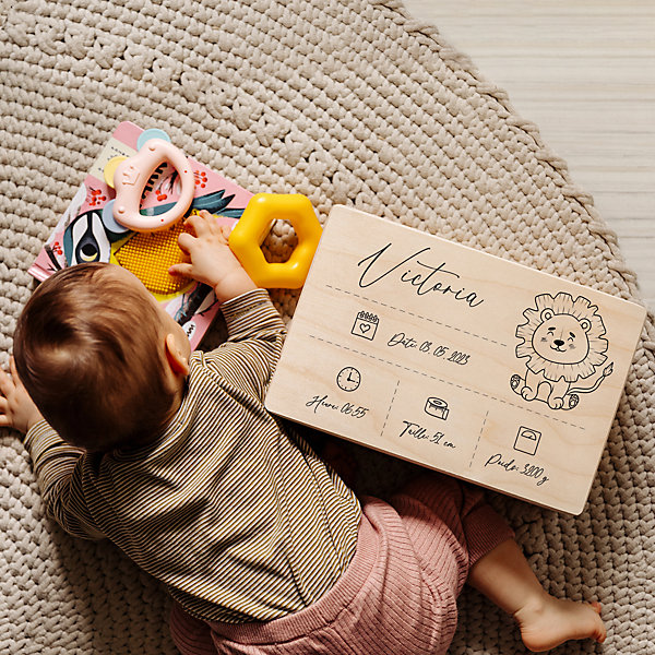 Creative Deco Boîte en Bois Personnalisée pour Naissance - Motif Lion - 30 x 20 x 14 cm - Cadeau Souvenir Bébé Personnalisable