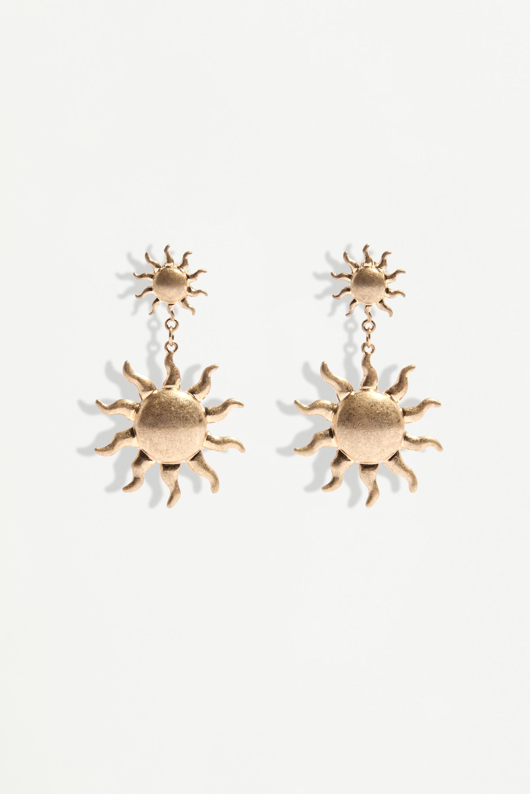 Pendientes sol