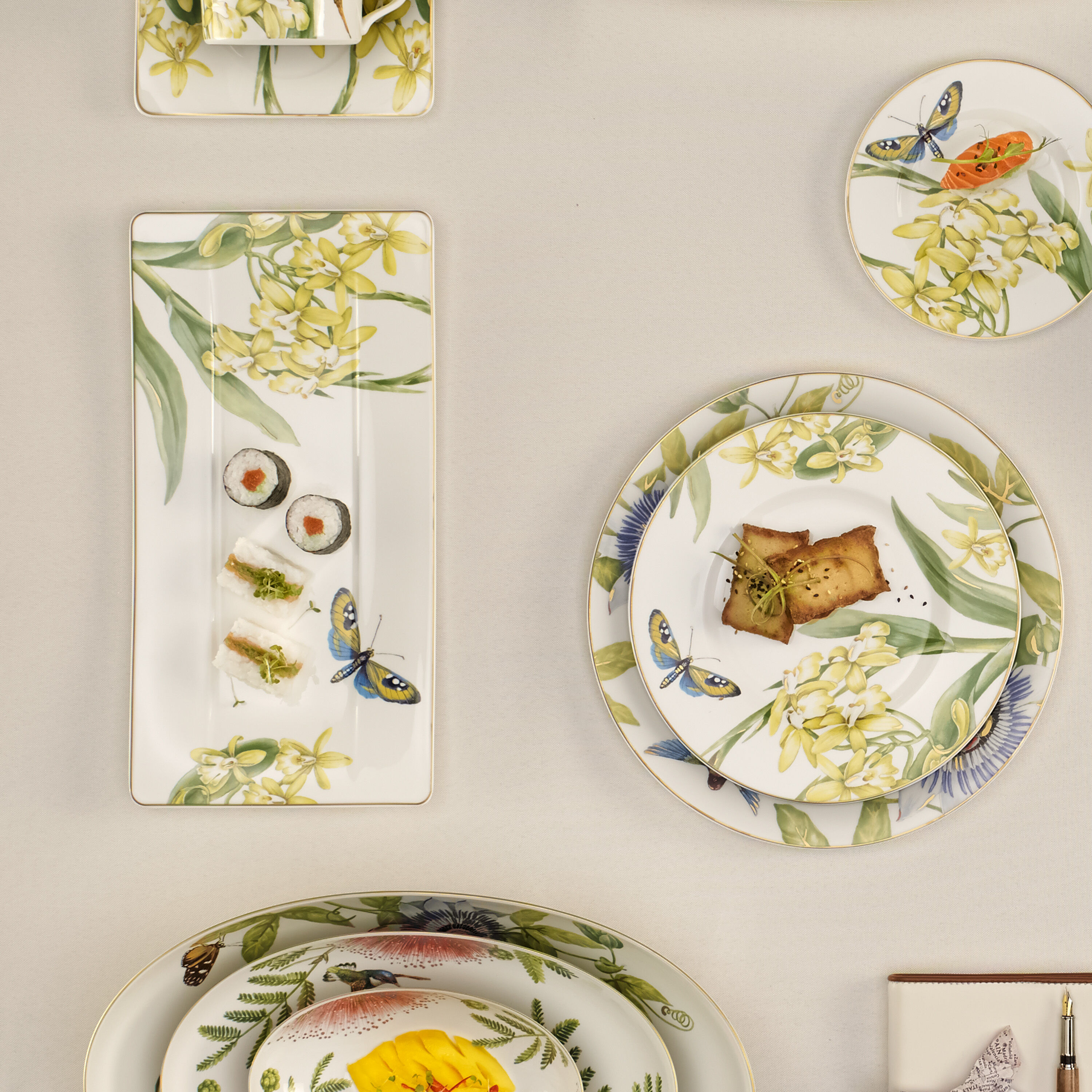 Amazonia Serving Platter - Multi-colored, 17.6'' x 8.9'', Premium Bone Porcelain