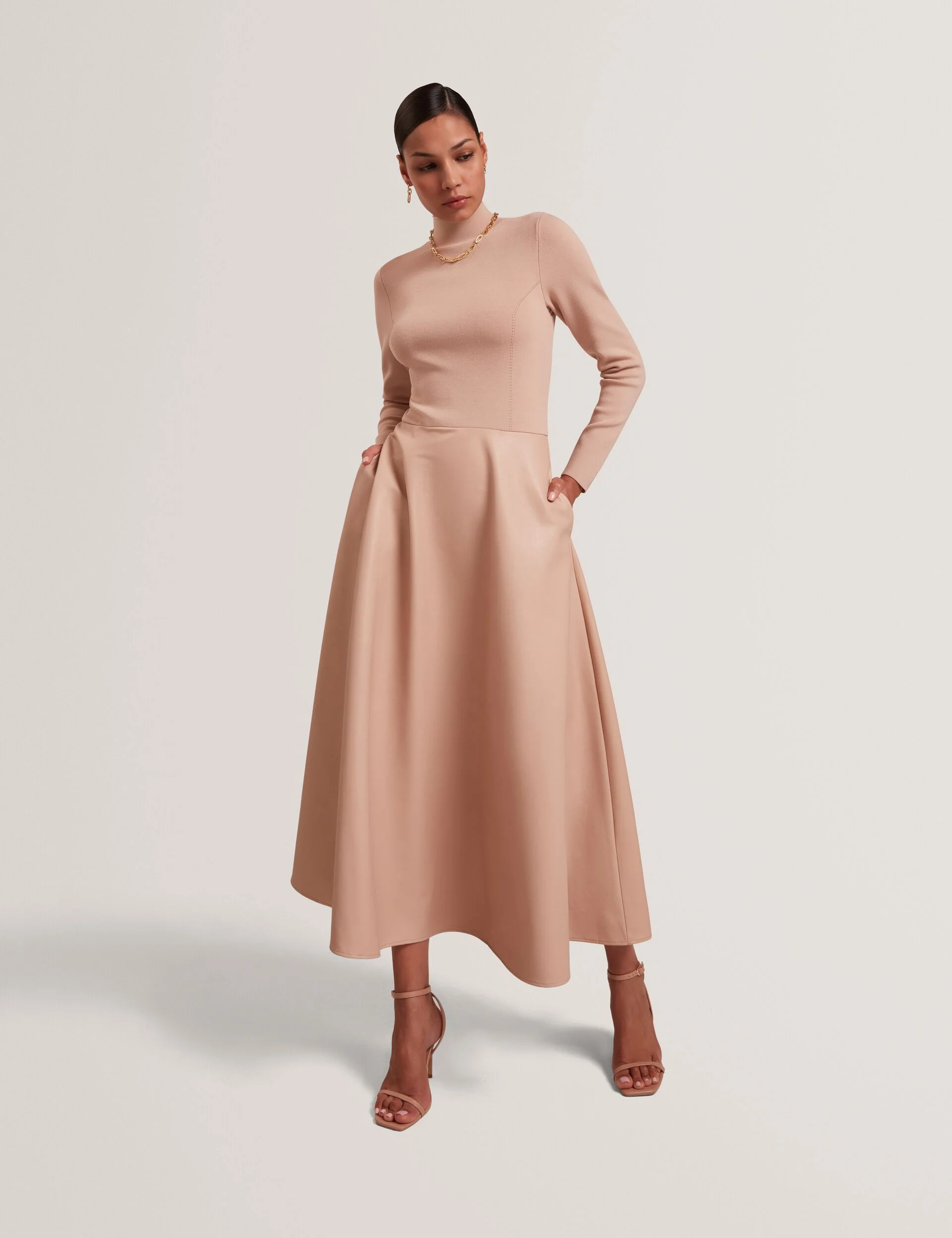 ALLMIE | TAUPE