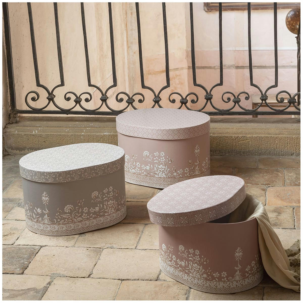 ESCALE À SINTRA - Set de 3 boîtes à chapeau