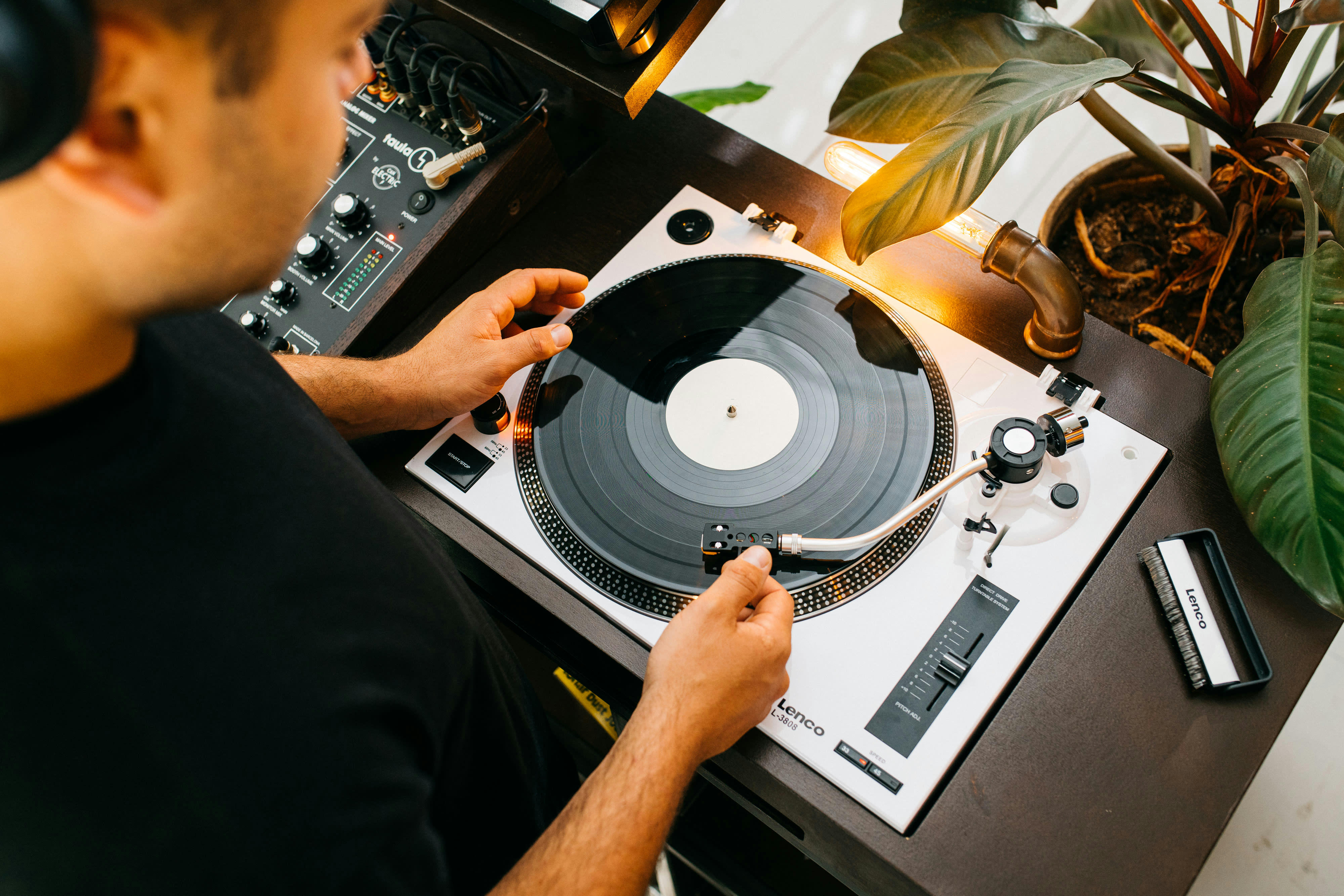 - Brosse de nett. pour disques en fibre de carbon