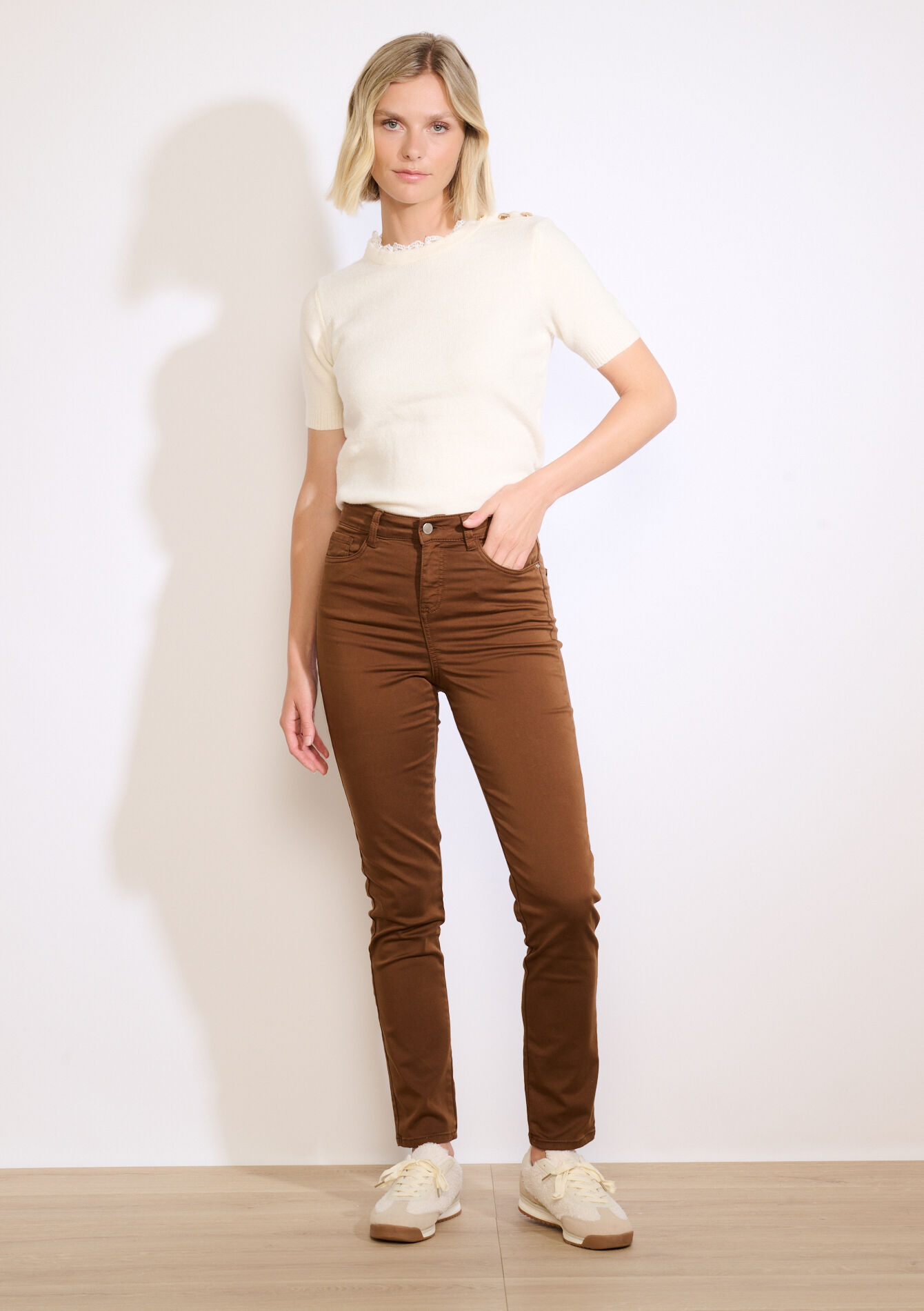 Slim fit broek met hoge taille