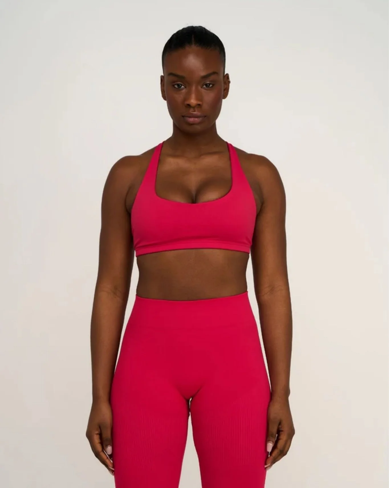 Elevate™ Sculpting Medium Impact Multiway Bra | Strawberry