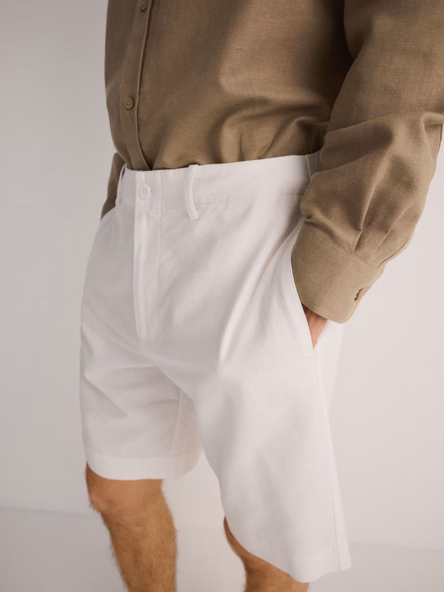 Linen Blend Comfort Shorts
