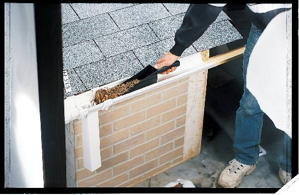 Gutter Scooper, Black